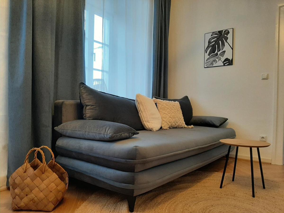 Zentrale Lage I Historisch I Parkplatz I Fahrradkeller Apartment Straubing Exterior photo